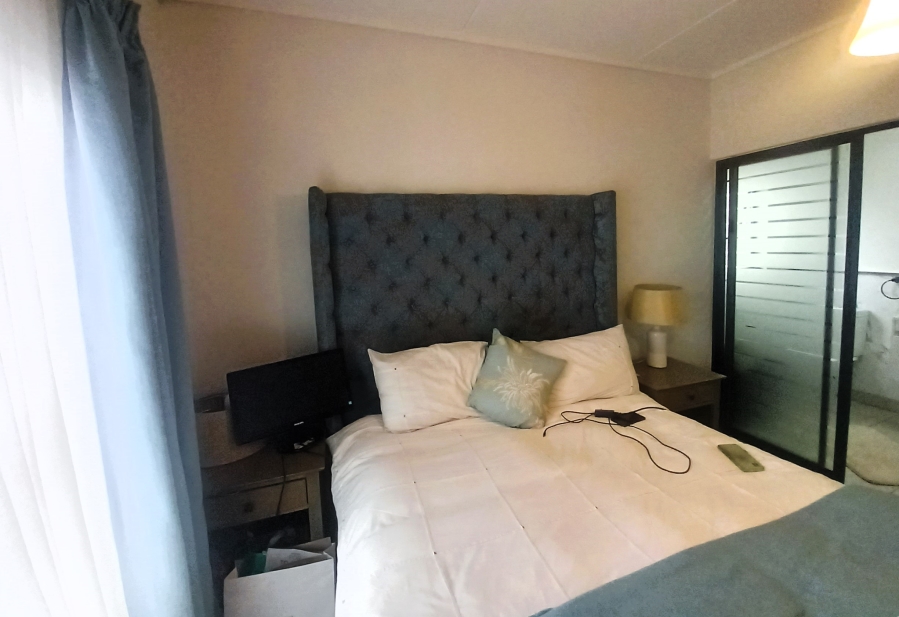 To Let 1 Bedroom Property for Rent in Sandown Western Cape